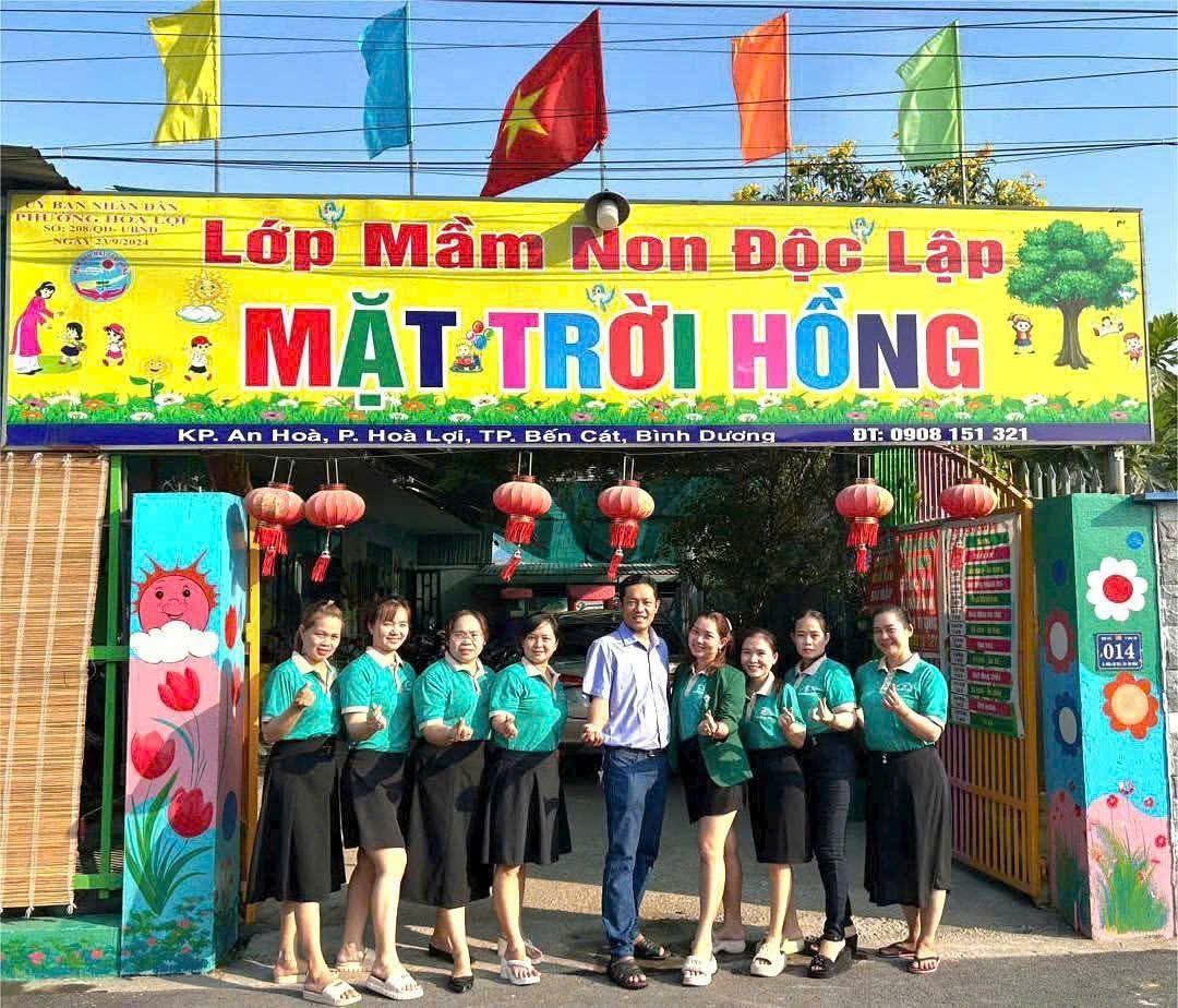 Mầm non mặt trời hồng